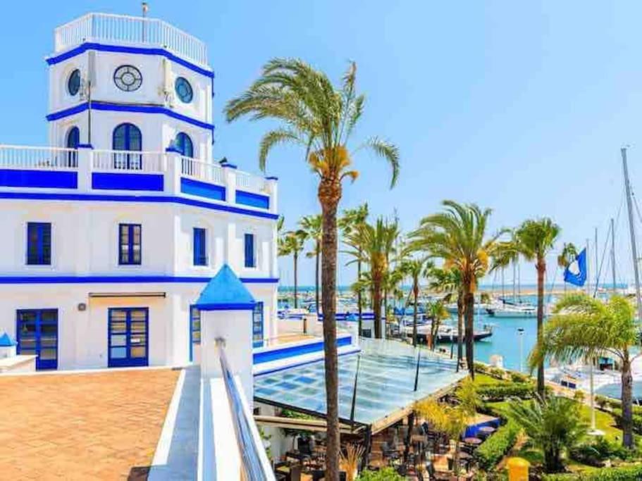 Lovely 1 Bedroom Apartment With Sea Views And Pool Estepona Eksteriør billede