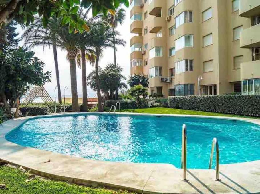 Lovely 1 Bedroom Apartment With Sea Views And Pool Estepona Eksteriør billede